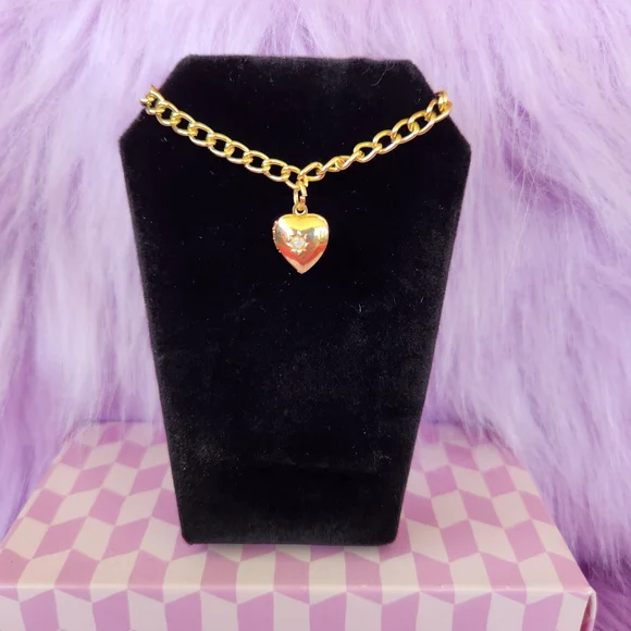 Labubu Heart Pendant Gold Necklace ♡Doll & Oufit NOT INCLUDED♡ - Picture 4 of 5